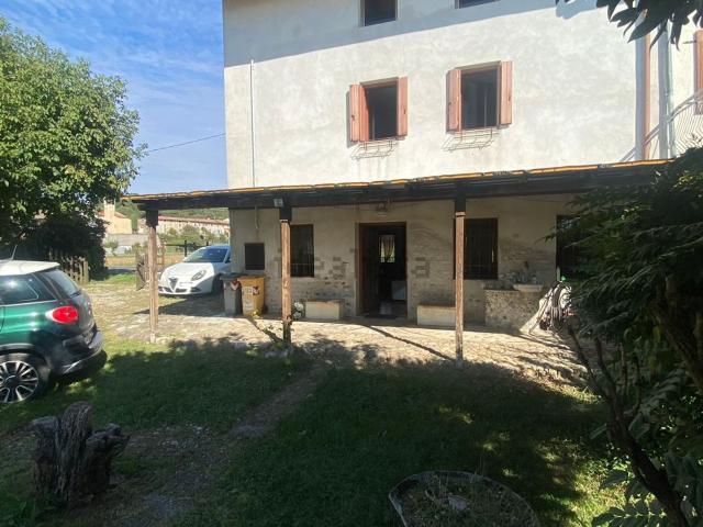 Casa in vendita a Giavons / Gjavons, Rive d'Arcano / Rivis Darcjan