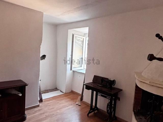 Casa in vendita a L'Annunziata, Luni