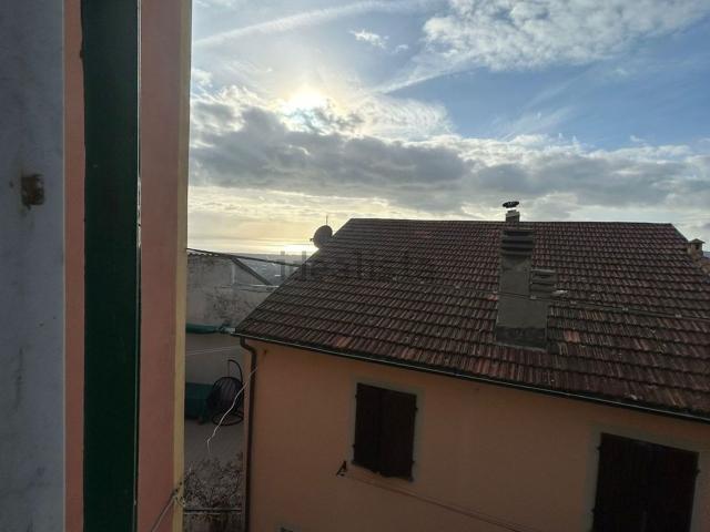 Casa in vendita a L'Annunziata, Luni