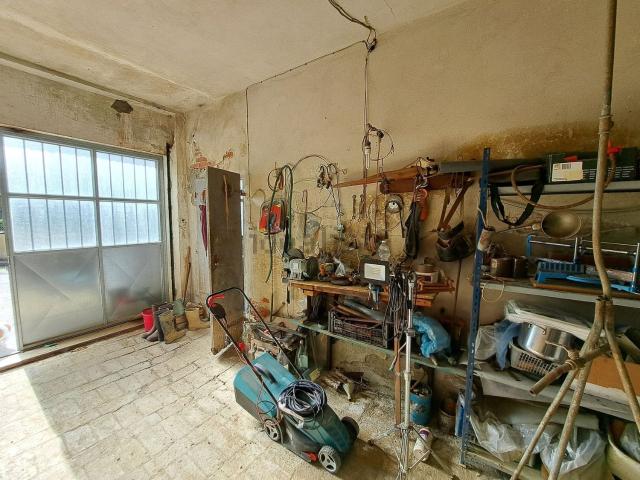 Casa in vendita a Quarrata, Pistoia