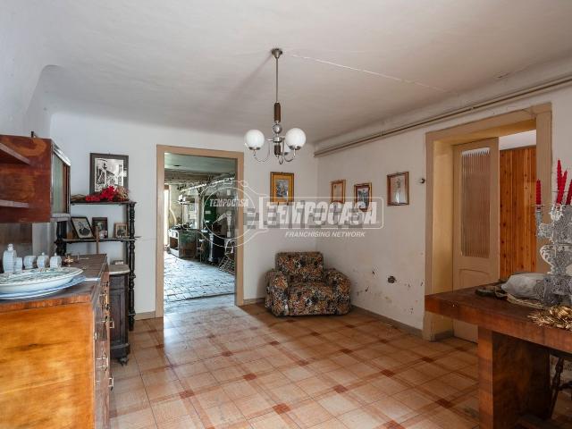 Casa in vendita a Contrada Celeste, Marche