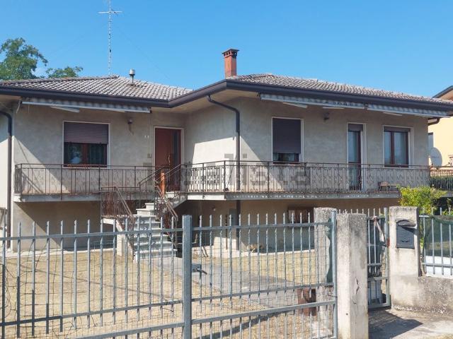Casa in vendita a Porto Viro, Veneto