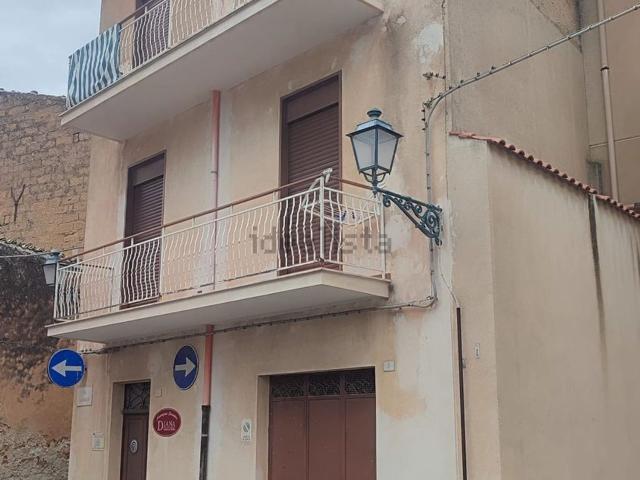 Casa in vendita a Quartiere Saraceno, Sambuca di Sicilia
