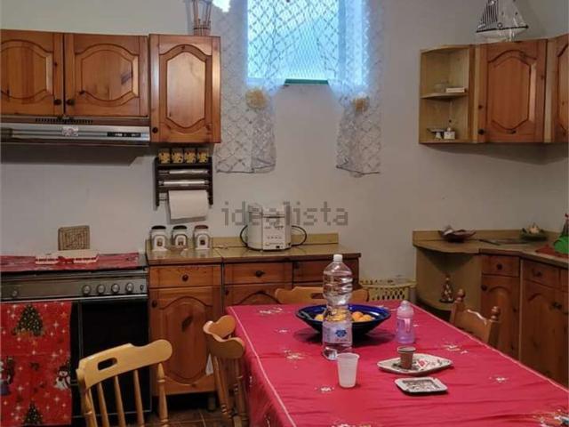 Casa in vendita a Falciano Del Massico, Campania