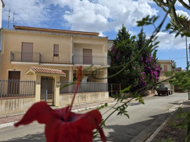 Casa in vendita a Poggioreale Sicilia, Sicilia