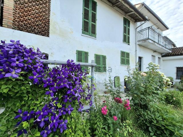 Casa in vendita a Piemonte, Asti