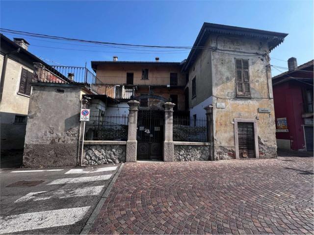 Casa in vendita a Comunità Montana Valli del Verbano, Cittiglio