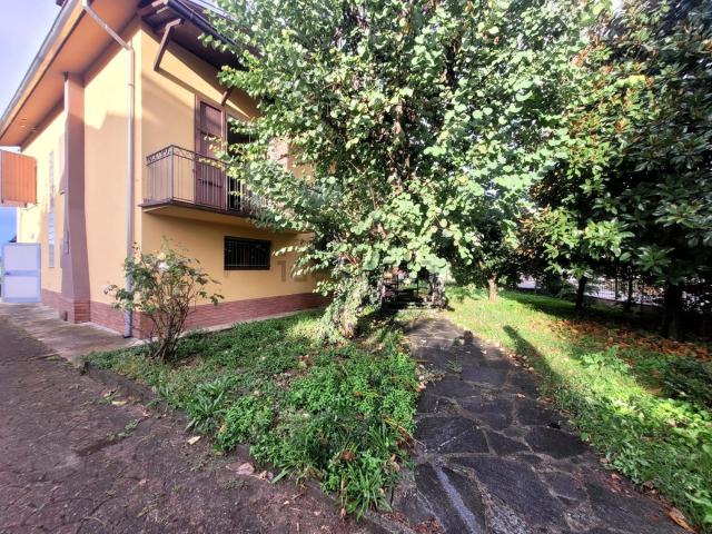 Casa in vendita a Besenzone, Piacenza