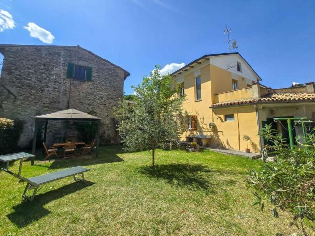 Casa in vendita a Marche, Pesaro E Urbino