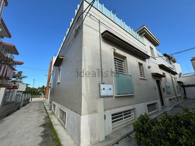 Casa in vendita a Puglia, Bari