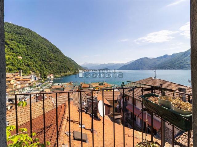 Casa in vendita a Argegno, Lombardia