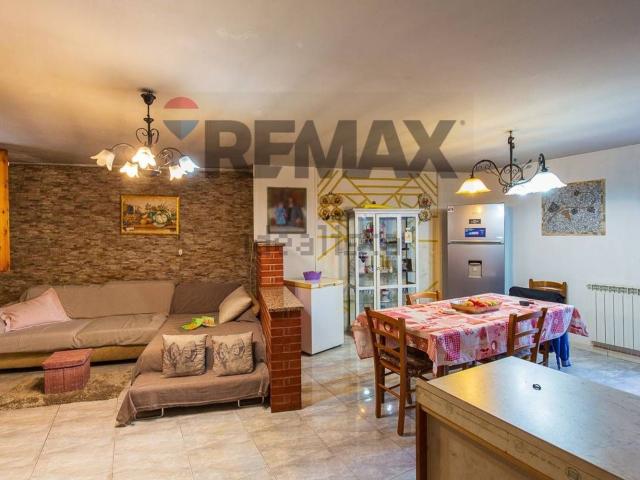 Casa in vendita a Sant'Alfio, Trecastagni