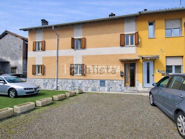 Casa in vendita a Piemonte, Novara
