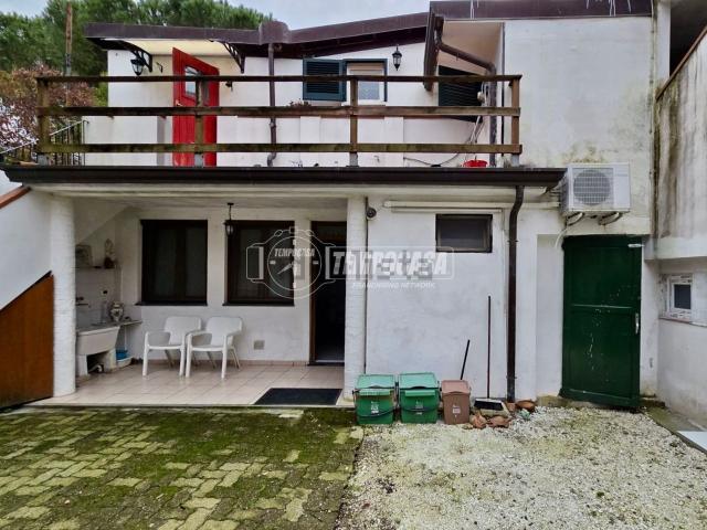 Casa in vendita a San Carlo, Marina Di Massa