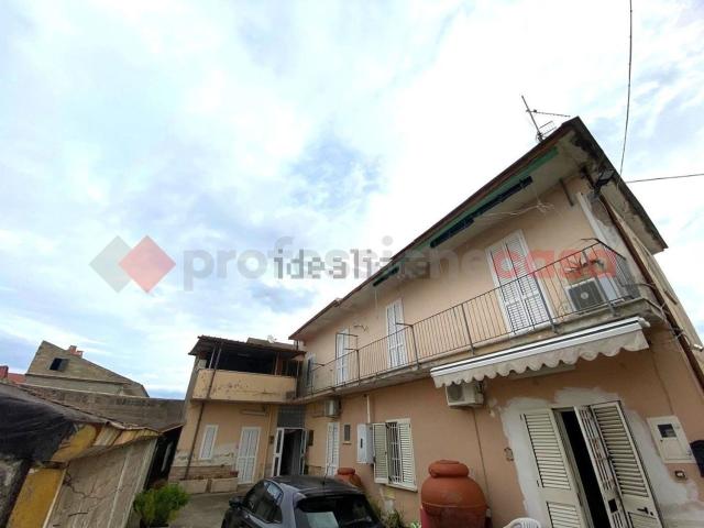 Casa in vendita a Falciano Del Massico, Campania