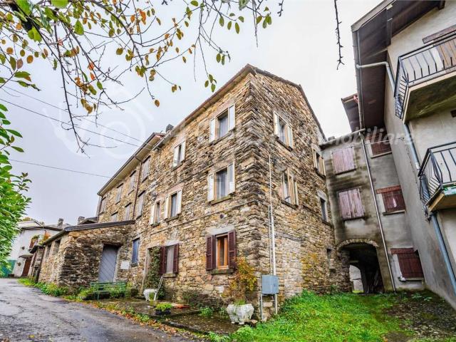 Casa in vendita a Fugazzolo di Sotto, Berceto