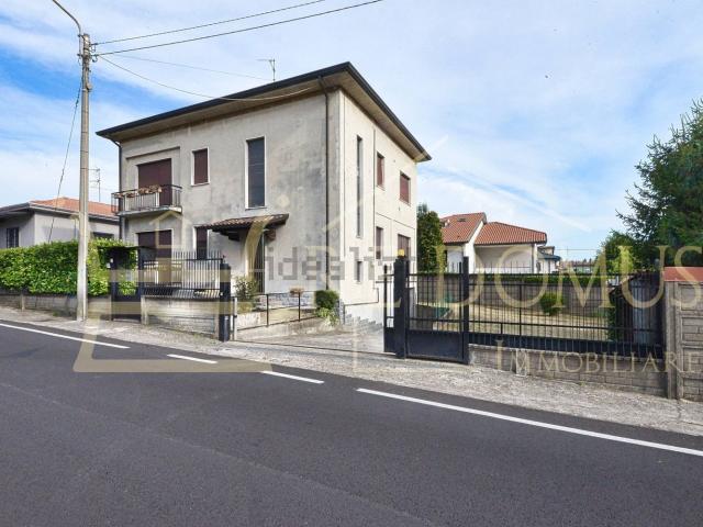 Casa in vendita a Molinello, Cesano Maderno