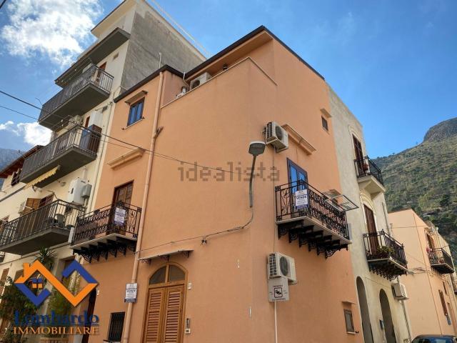 Casa in vendita a Castellammare Del Golfo, Sicilia