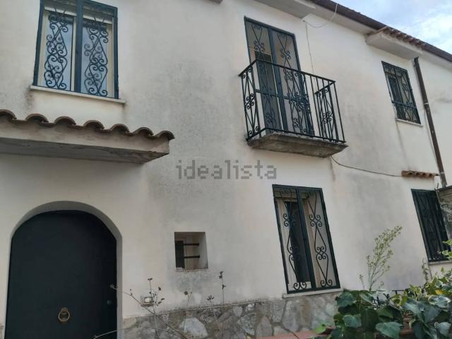 Casa in vendita a Castelpetroso, Molise