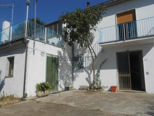 Casa in vendita a Santa Paolina, Campania