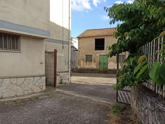 Casa in vendita a Sala Consilina, Campania