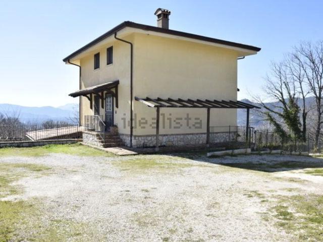 Casa in vendita a San Silvestro, Cassino