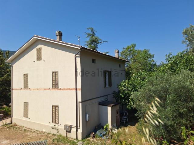 Casa in vendita a Scaloni, Marche