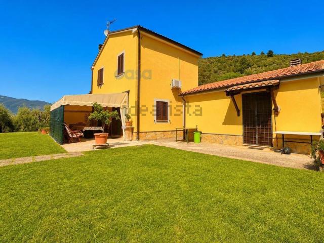Casa in vendita a Terni, Umbria