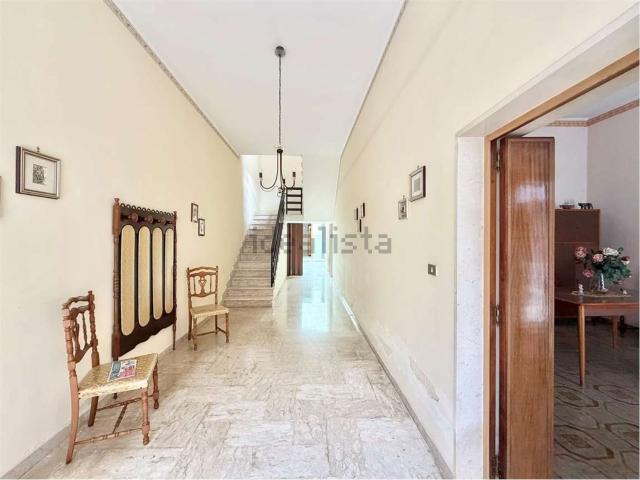 Casa in vendita a Puglia, Barletta-andria-trani