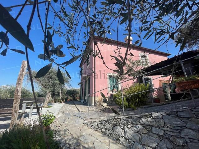 Casa in vendita a Lavagna, Liguria