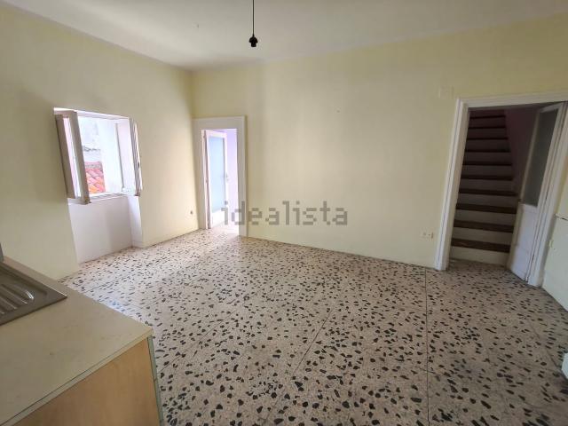Casa in vendita a Carpinone, Molise