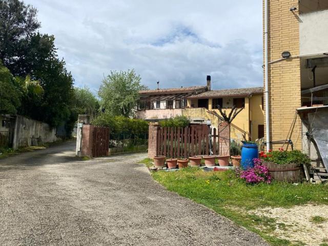 Casa in vendita a Marche, Ancona