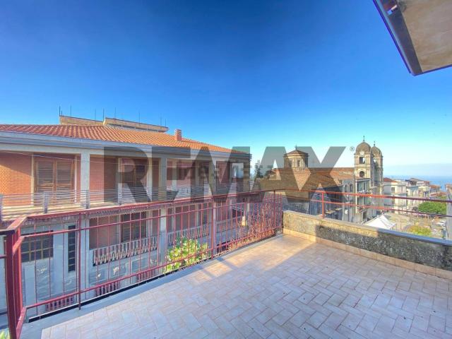 Casa in vendita a Zafferana Etnea, Sicilia