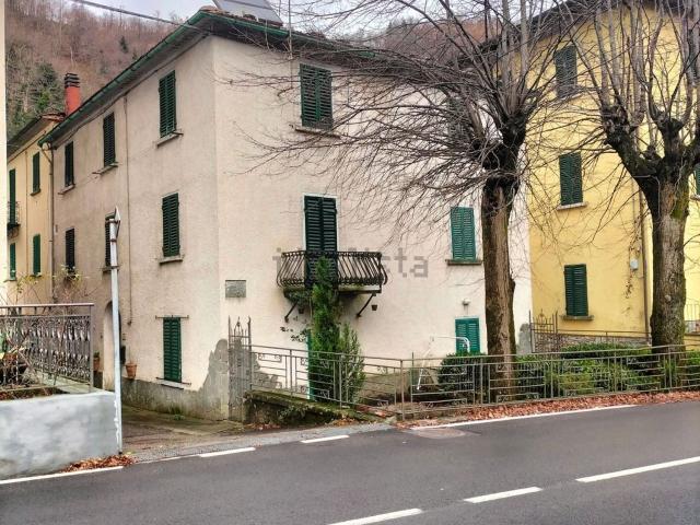 Casa in vendita a Pistoia, Toscana