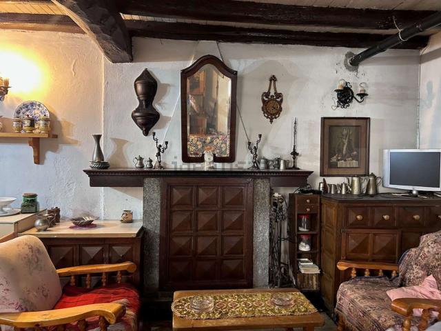 Casa in vendita a Lemna, Faggeto Lario