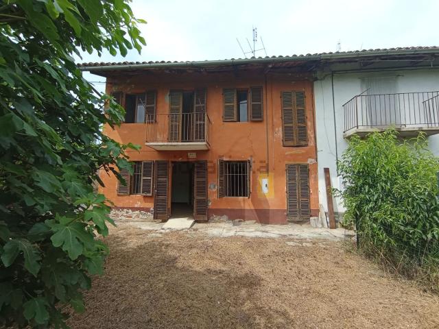 Casa in vendita a Piemonte, Asti