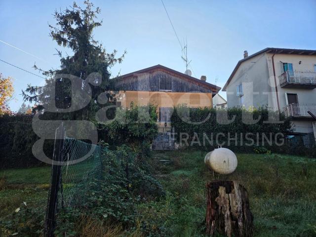 Casa in vendita a Unione dell'Appennino Bolognese, San Benedetto Val Di Sambro