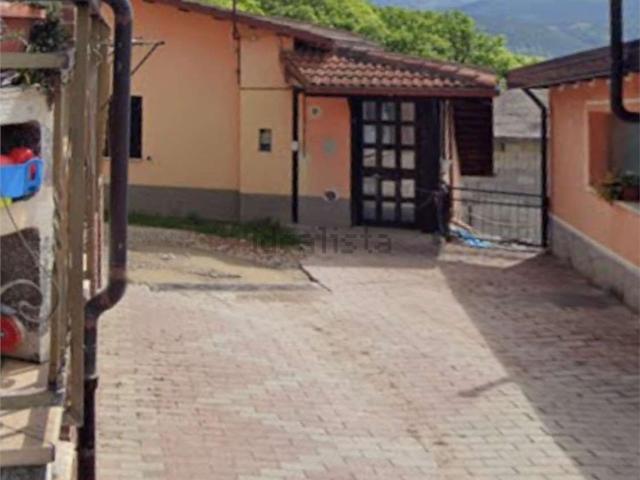 Casa in vendita a Tornimparte, Abruzzo