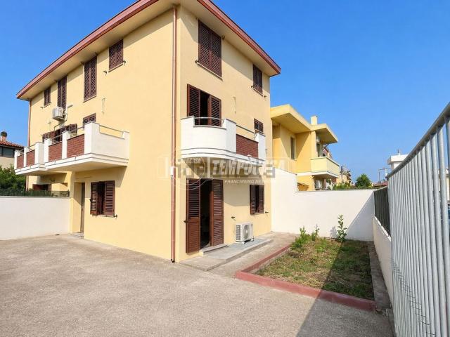 Casa in vendita a Santa Giusta, Sardigna/Sardegna