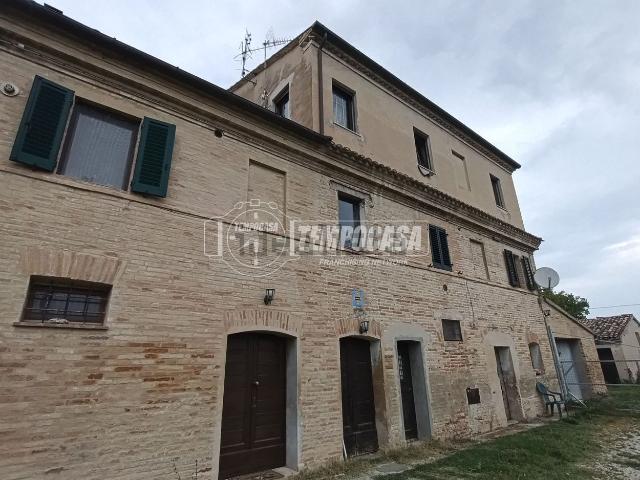 Casa in vendita a Jesi, Ancona