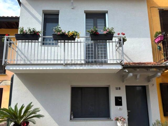 Casa in vendita a Casorate Primo, Lombardia