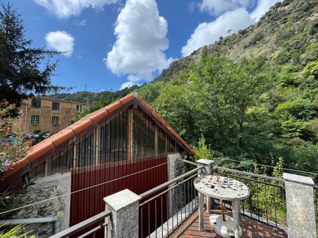 Casa in vendita a Ponente, Serra Riccò