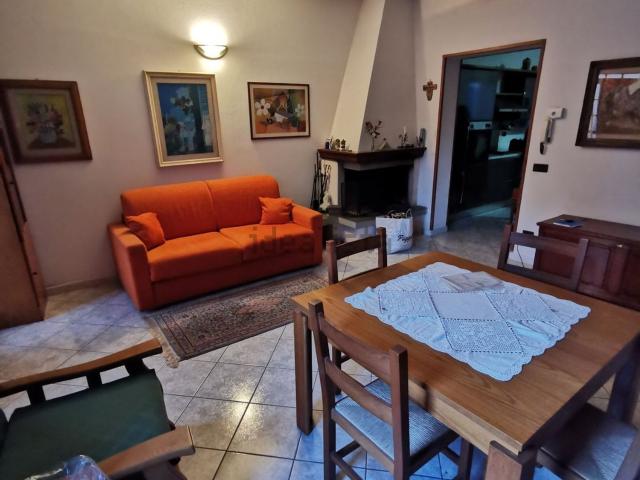 Casa in vendita a Prato, Toscana