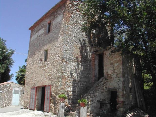 Casa in vendita a Calvi Dell'umbria, Umbria