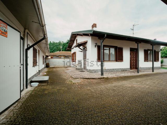 Casa in vendita a Piccolini, Vigevano