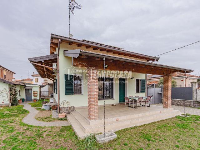 Casa in vendita a Mortara, Lombardia