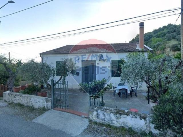 Casa in vendita a Corigliano-Rossano, Calabria