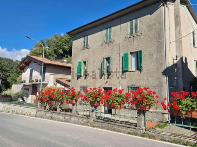Casa in vendita a Unione Comuni Garfagnana, Minucciano