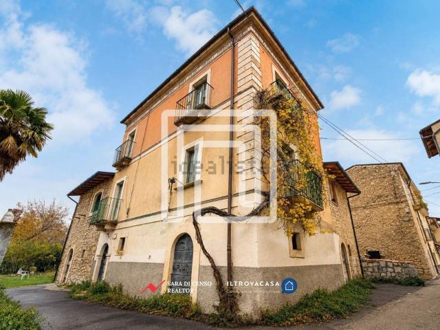 Casa in vendita a Vallelarga, Pettorano sul Gizio