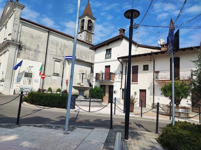 Casa in vendita a Barbata, Lombardia